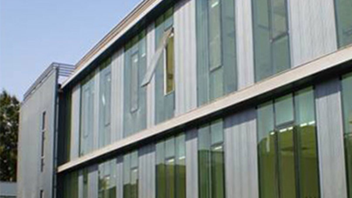 Edificio oficinas planta Macul